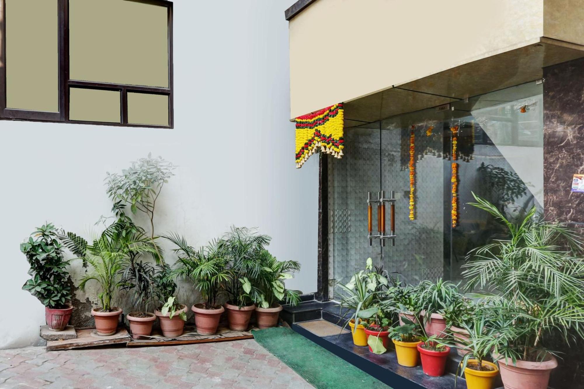 Hotel O Jammu Near Ragunath Bazaar Formerly Goodwill Extérieur photo