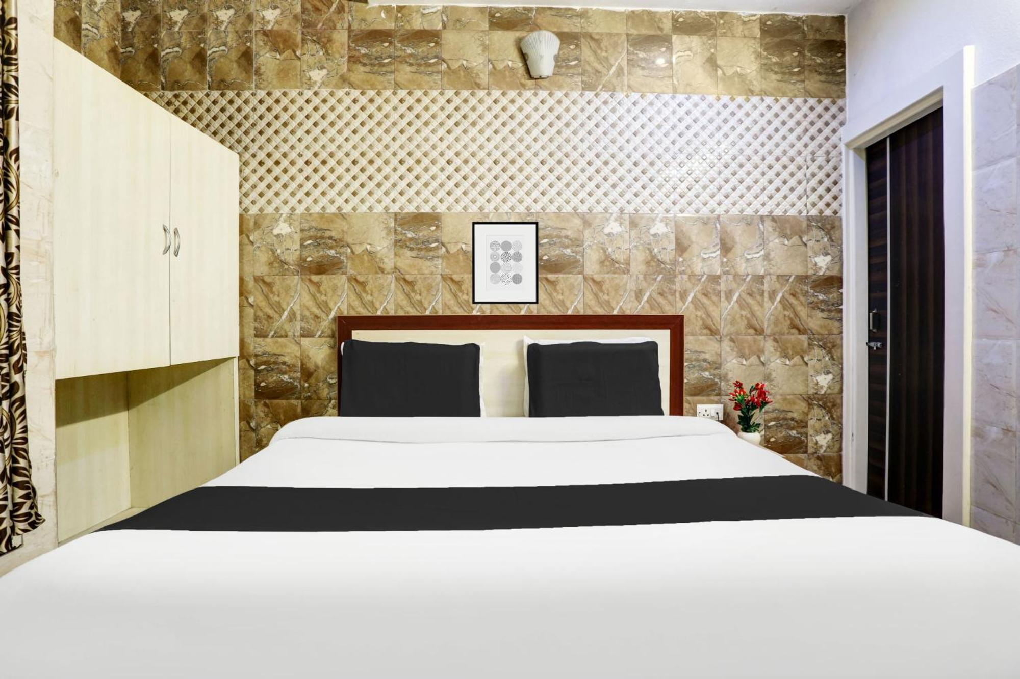 Hotel O Jammu Near Ragunath Bazaar Formerly Goodwill Extérieur photo